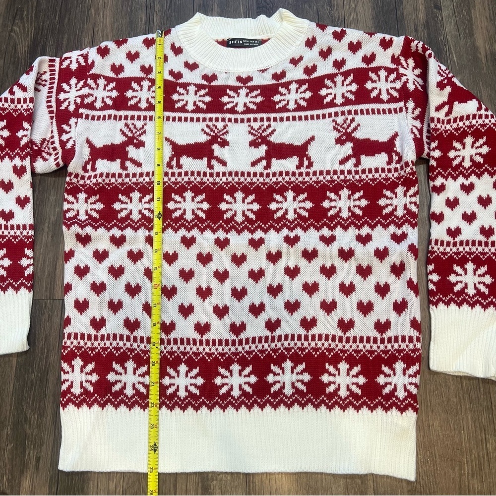 NWOT Christmas Holiday Ugly Sweater Raindeer Knit Cardigan White Red Cold Snow M - Picture 12 of 13